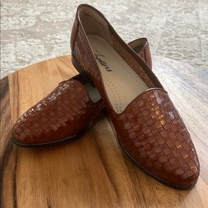 Trotters- Basketweave Leather Loafer, 6.5M